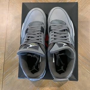 Air Jordan 4 Retro size 12